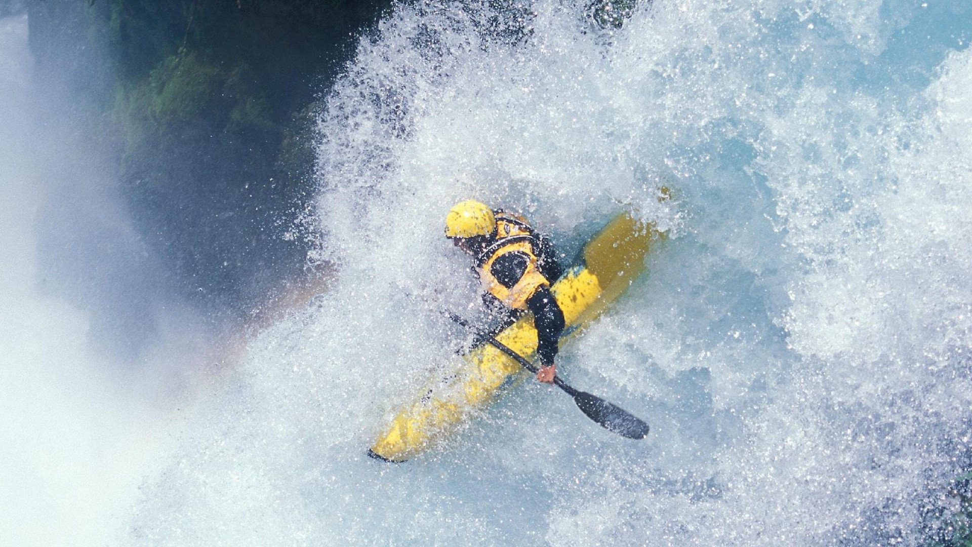 开云在线直播-冰火两重天，从拉沃尔杯痛失好局到戴维斯杯史诗翻盘，辛纳如何惊艳世界？